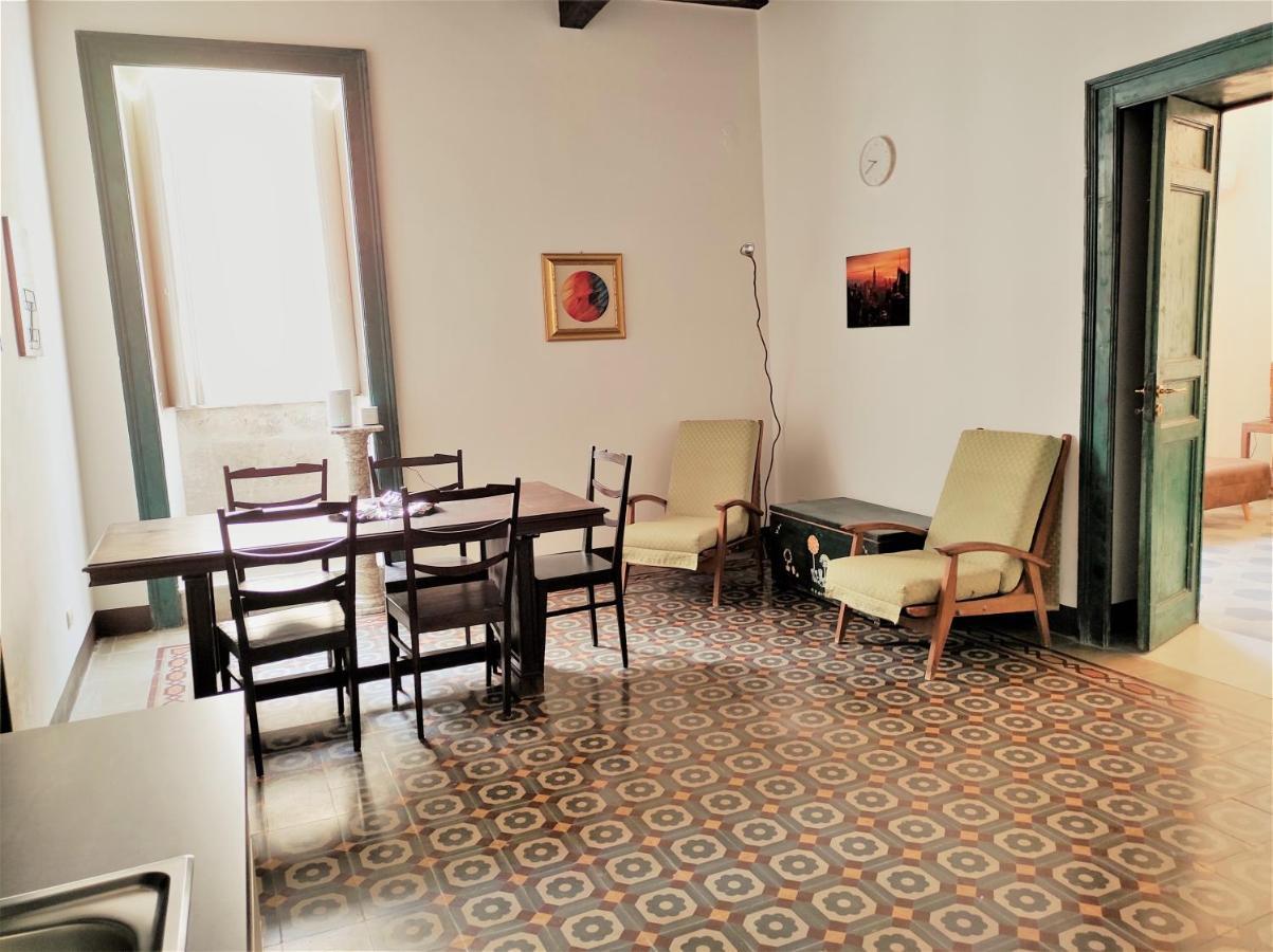 Residenza Diana- Ortigia Holidays Syracuse Екстер'єр фото